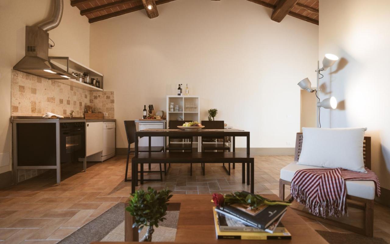 Borgo Le Colline Luxury Agriturismo In Tuscany Gambassi Terme Exterior photo
