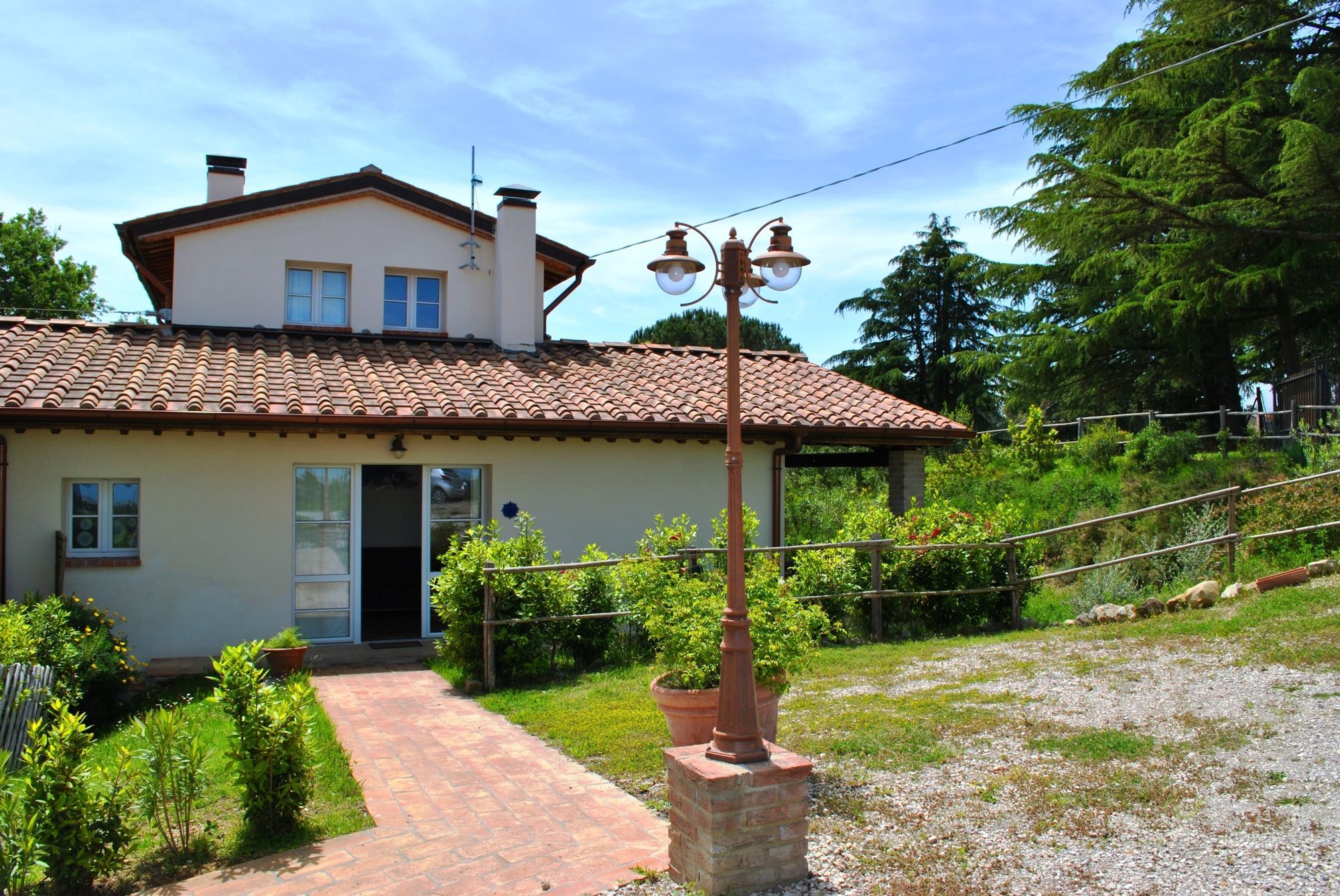 Borgo Le Colline Luxury Agriturismo In Tuscany Gambassi Terme Exterior photo